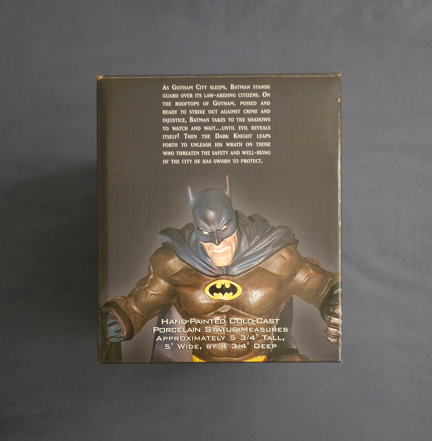 Batman Hand-Painted Coldcast Mini-Statue( Bisley)