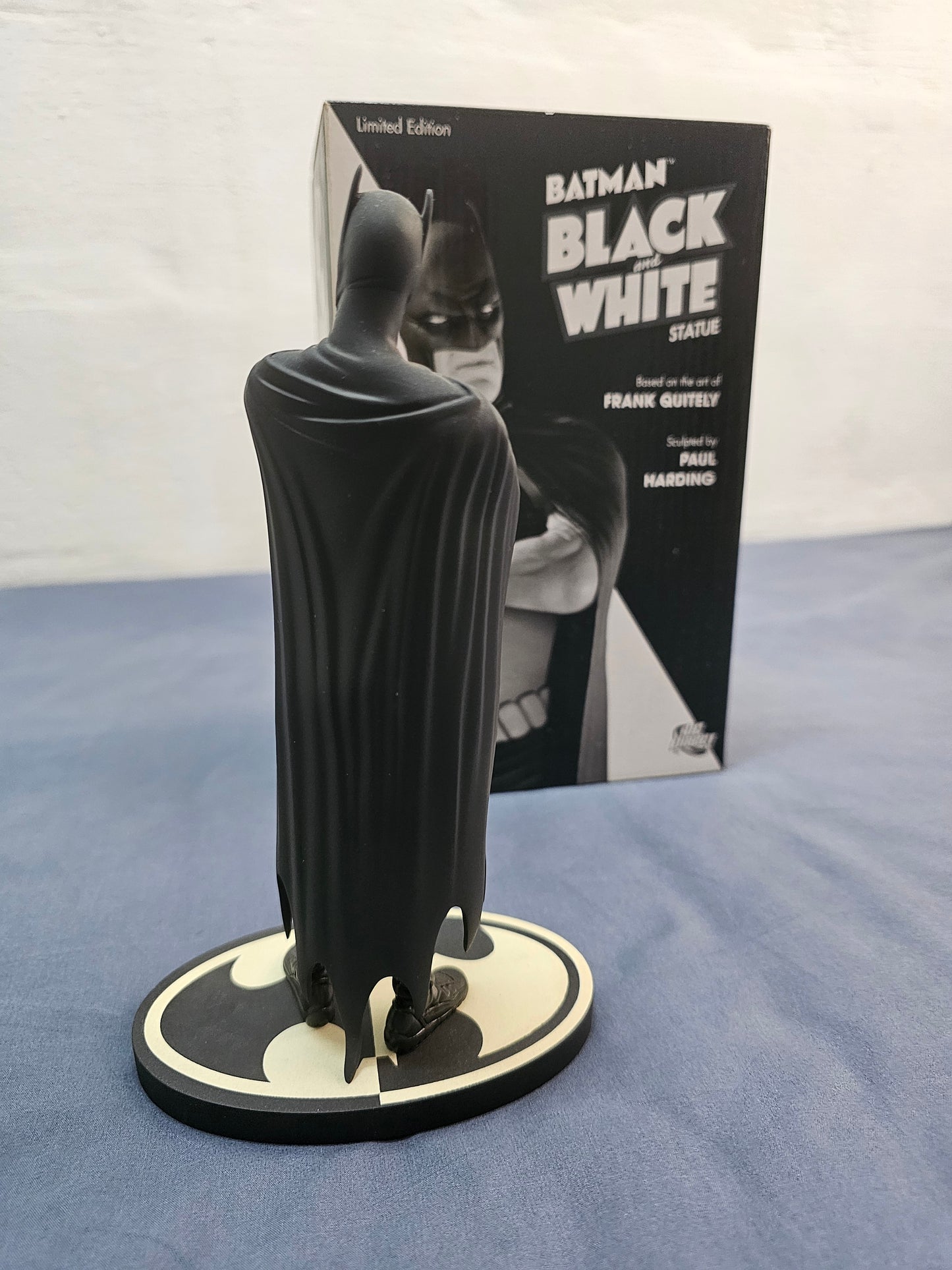 Batman Black & White Joker Statue: Frank Quitely
