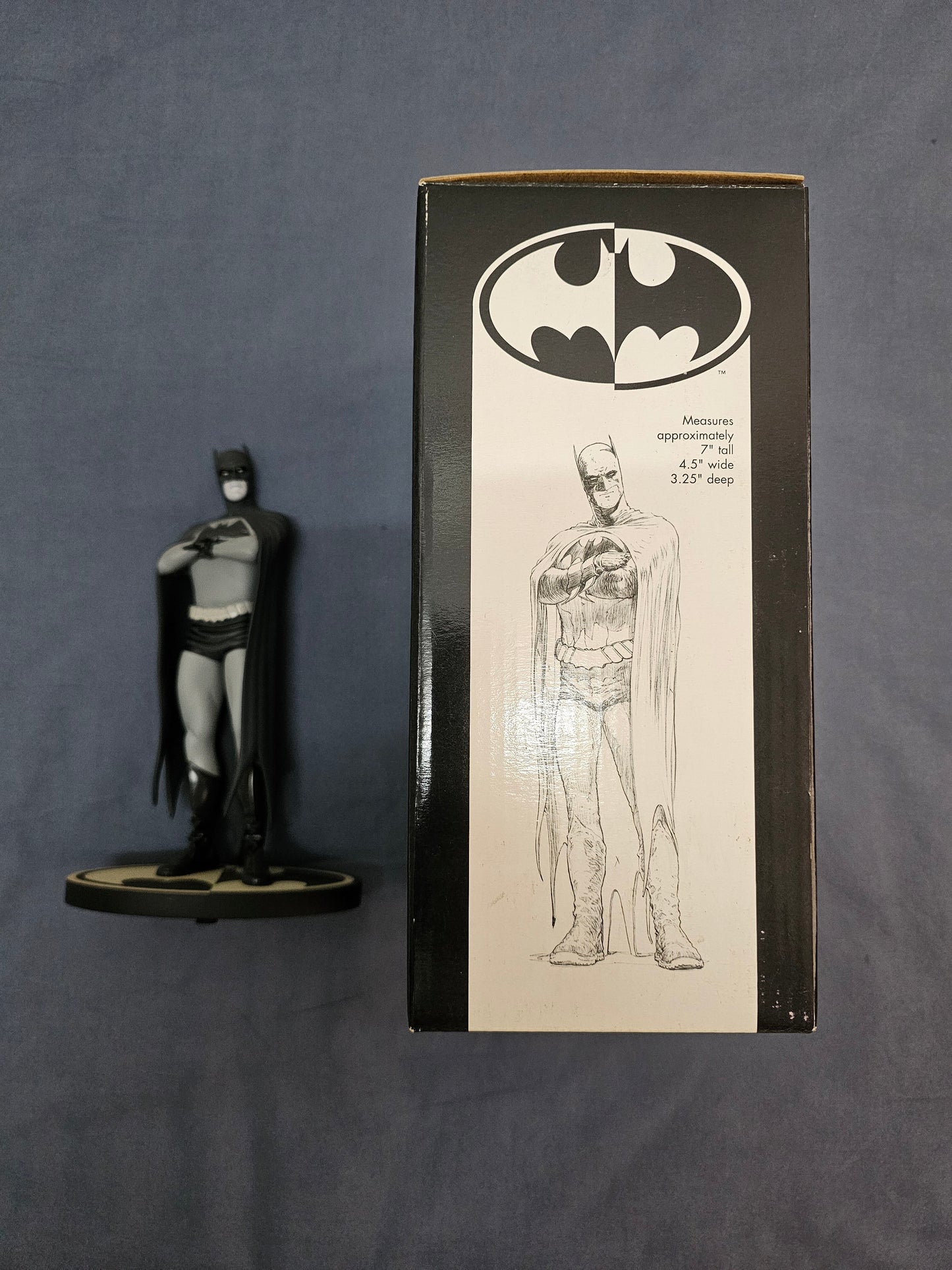 Batman Black & White Joker Statue: Frank Quitely
