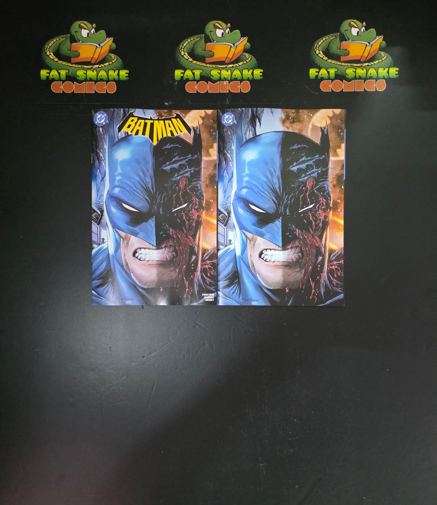 Batman #1 (2025) Tyler Kirkman NYCC 2025 Trade & "Virgin" set