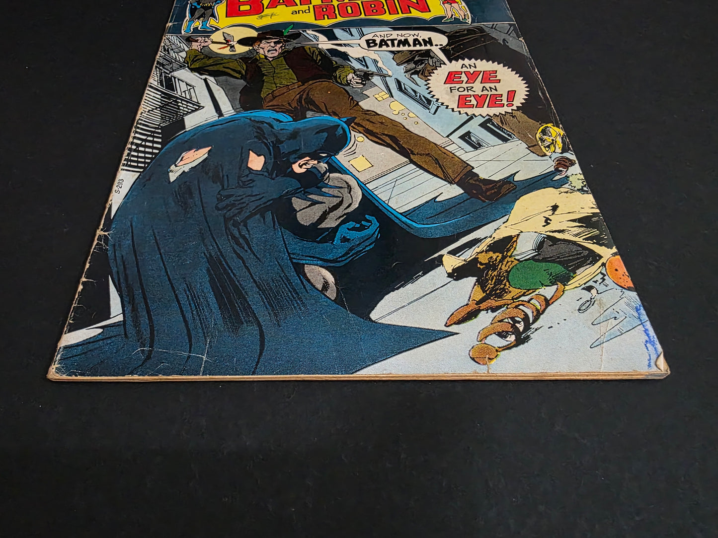 Detective Comics (1970) #394 Neal Adams' Cover