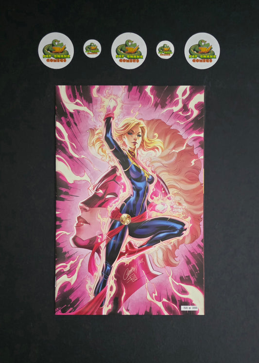 Captain Marvel (2019) SDCC Campbell Hlow-in-the-dark Exclusive